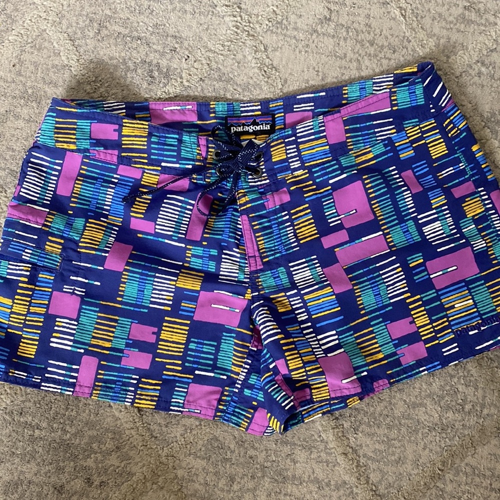 Patagonia Women's Wavefarer® Boardshorts - 5"